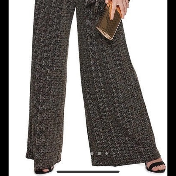 NWOT Jennifer lopez wide leg jumpsuit!! - Picture 3 of 7